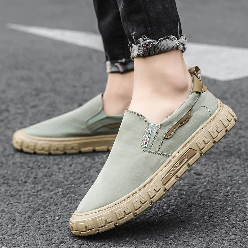 Men's shoes - Autumn thick-soled casual lightweight thick-soled loafers with leather upper, sport shoes