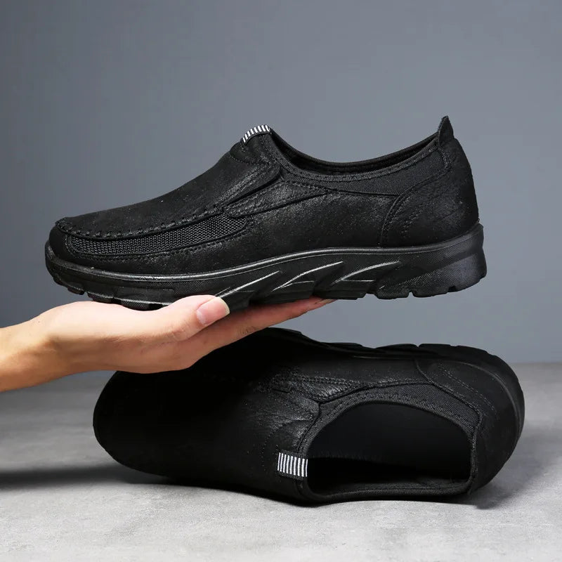 2025 Men's Casual Shoes Men Handmade Retro Breathable Flat Loafers Moccasins Dress Comfortable Slip on Driving Shoes Zapatillas