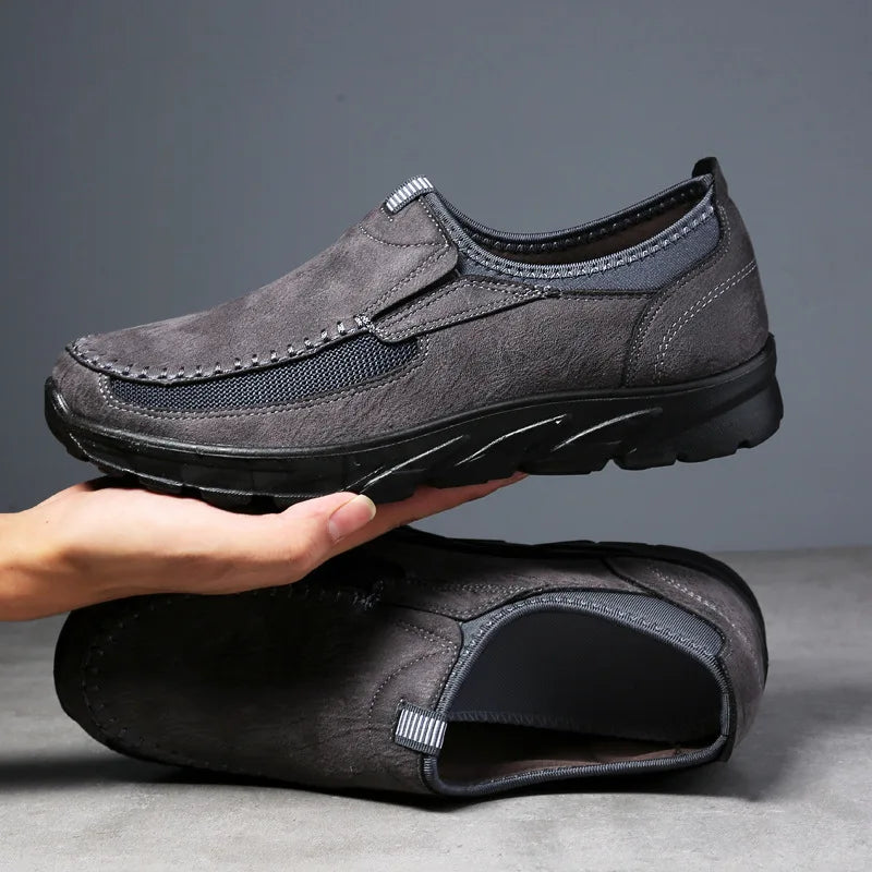 2025 Men's Casual Shoes Men Handmade Retro Breathable Flat Loafers Moccasins Dress Comfortable Slip on Driving Shoes Zapatillas