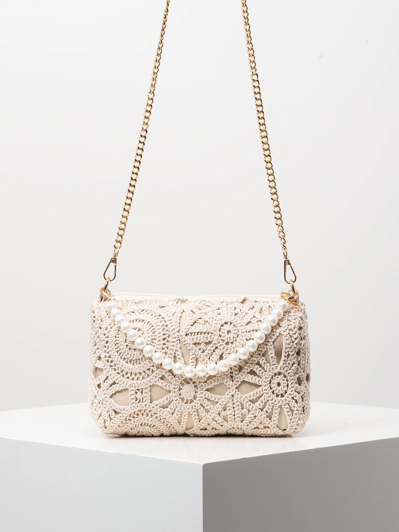 Boho Beach Bags for Women，Pearl Bag，Wicker Bag，Premiun Style Tote Bags for Ladies，Vacaition Outfits Women，Travel Must Haves