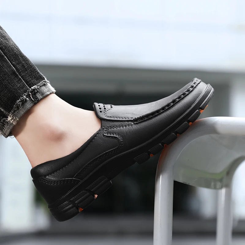 Men's new chef shoes fashion breathable waterproof anti slip four season hotel kitchen work comfortable soft soled walking shoes
