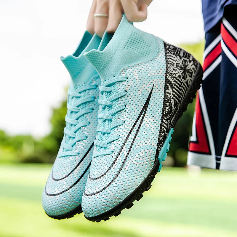 Professional soccer shoes for men and women; short studded, anti-slip for artificial grass, for competition and training