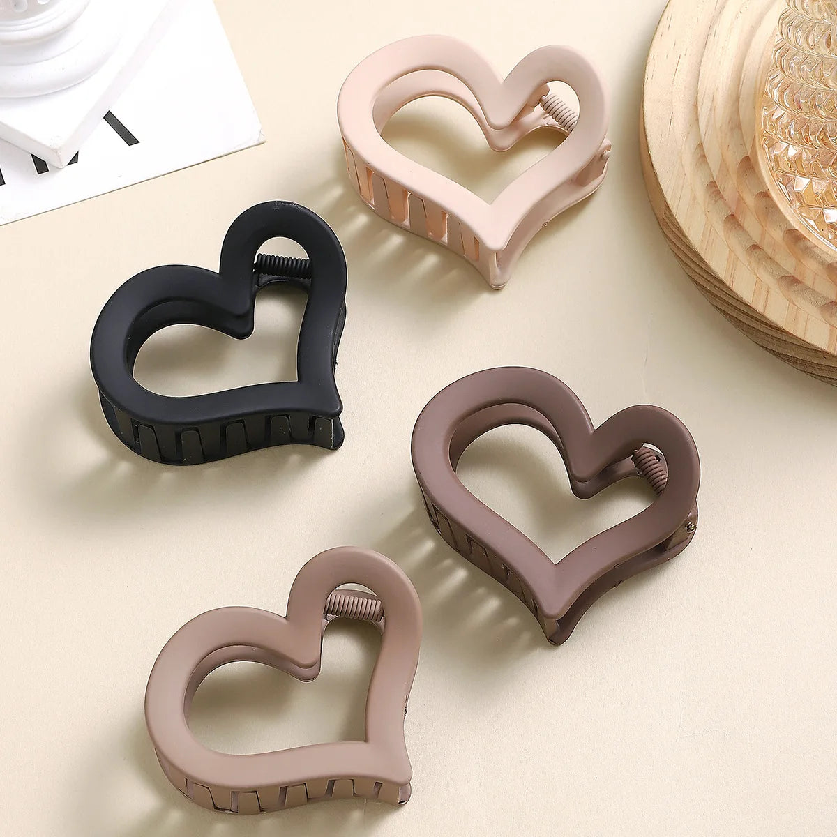 Love Maillard Style Acrylic High-End Hair Accessories For Women