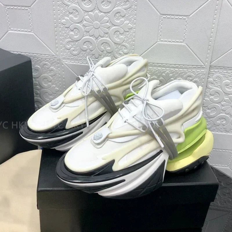 2025 Trendy Men Sports Shoes Platform Sneakers Lace Up Gradient Colors Running Casual Walking Shoes Women Flats Loafers