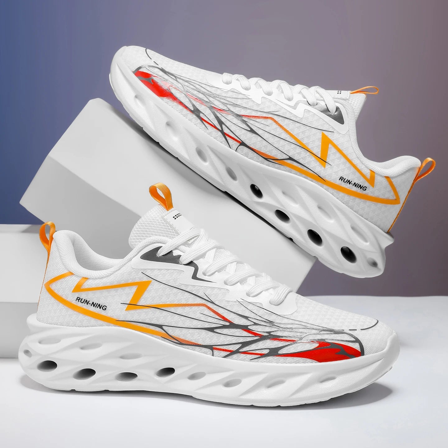 Men's Sports Shoes Thick-soled Air-cushioned Shock-absorbing Simple Lightning-shaped Line Fashionable Design Running Shoes