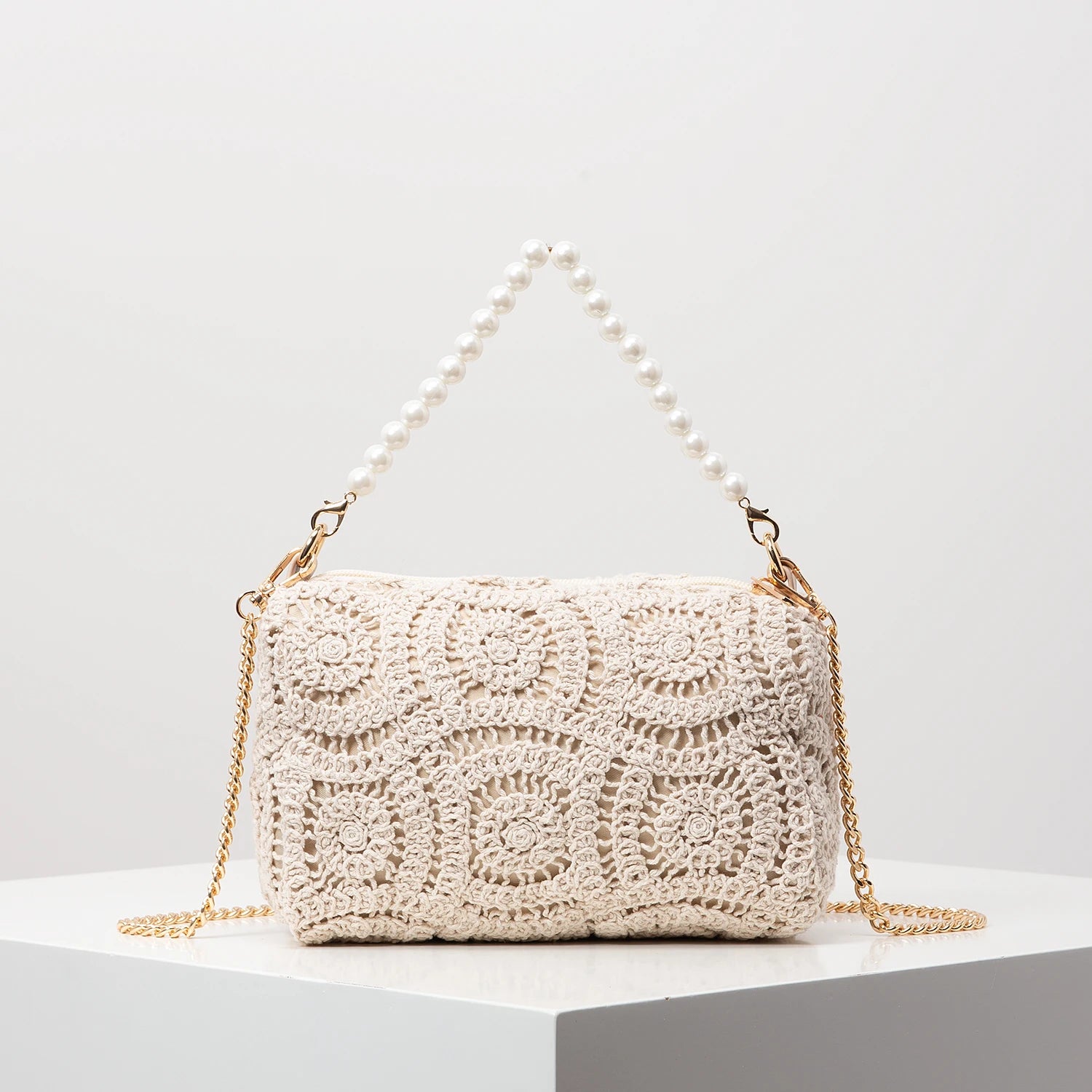 Boho Beach Bags for Women，Pearl Bag，Wicker Bag，Premiun Style Tote Bags for Ladies，Vacaition Outfits Women，Travel Must Haves