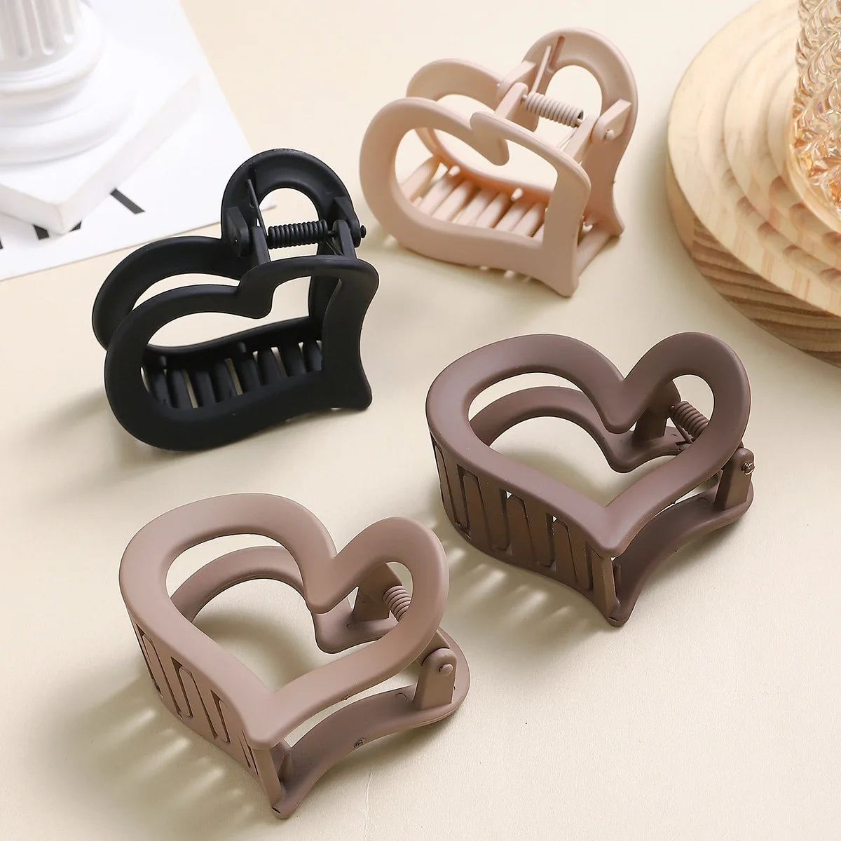 Love Maillard Style Acrylic High-End Hair Accessories For Women