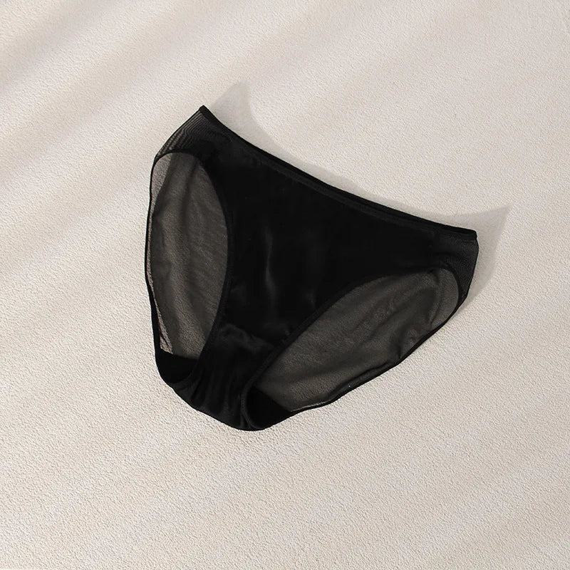 Women's Fashion and Sexy New Style Detachable Breathable Natural Mulberry Silk Underwear Set Sexy French Triangle Cup Underwear