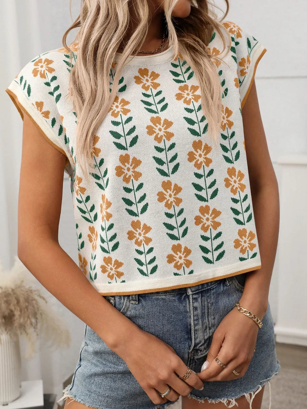 Flower Round Neck Short Sleeve Knit Top - kinko