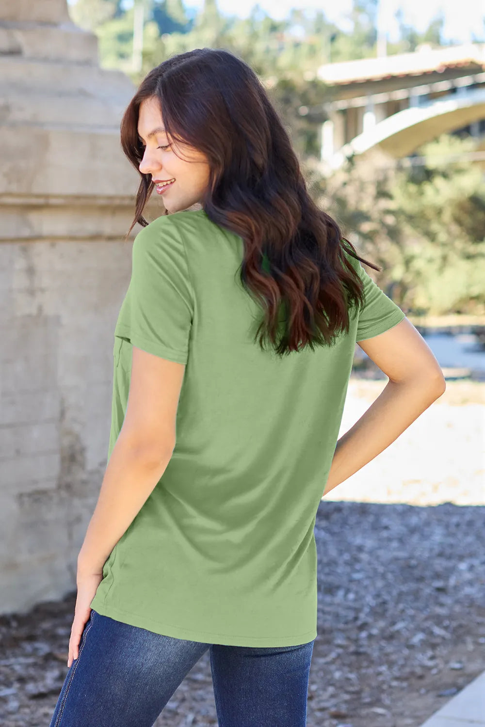 Basic Bae Bamboo Full Size V-Neck Short Sleeve T-Shirt - kinko