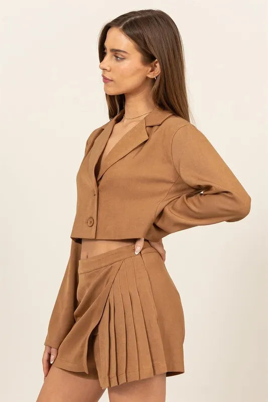 HYFVE Cropped Button-Down Blazer - kinko