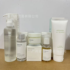 mixsoon series soy-based sour Face cream, Essence, Toner, Facial Cleanser and Makeup Remover oil - kinko Global Holdings inc