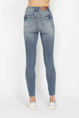 Judy Blue Full Size Tummy Control Contrast Wash Skinny Jeans - kinko