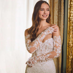 Off-shoulder Lace Long Sleeve Fishtail Gown - kinko
