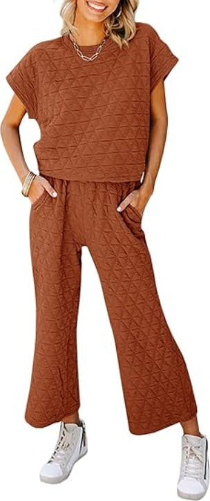 Fazortev Women's 2 Piece Outfits Quilted Lightweight Short Sleeve Tops And Cropped Pants Lounge Set - kinko