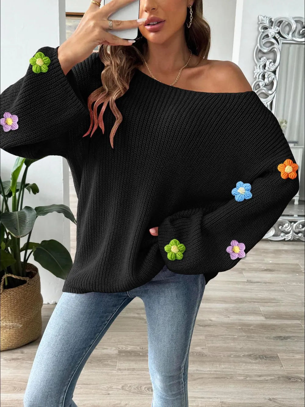 Flower Round Neck Long Sleeve Sweater - kinko