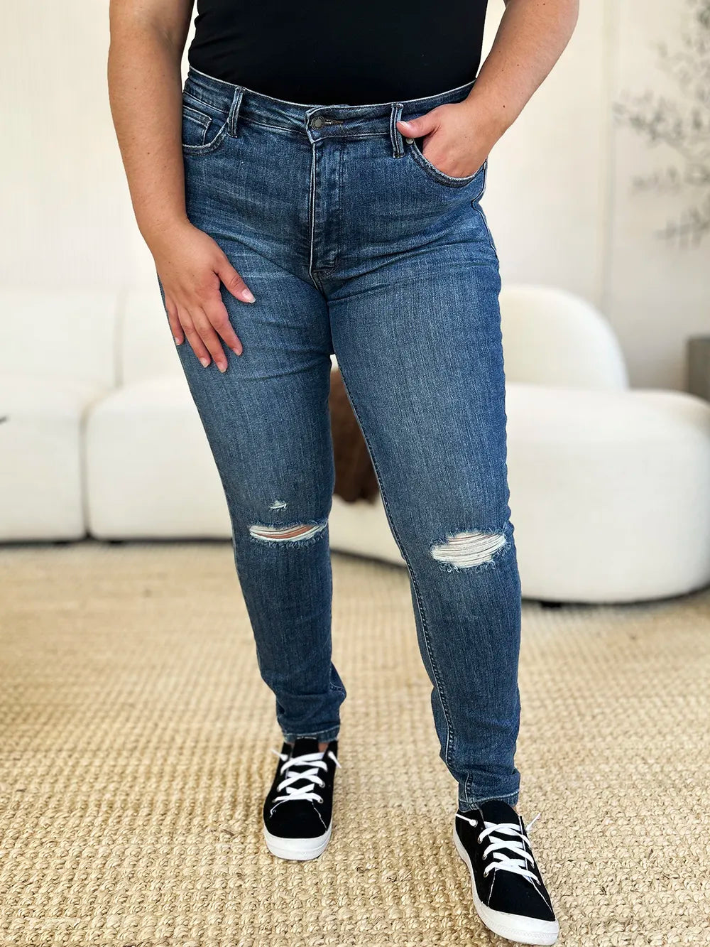 Judy Blue Full Size Mid Waist Distressed Slim Jeans - kinko