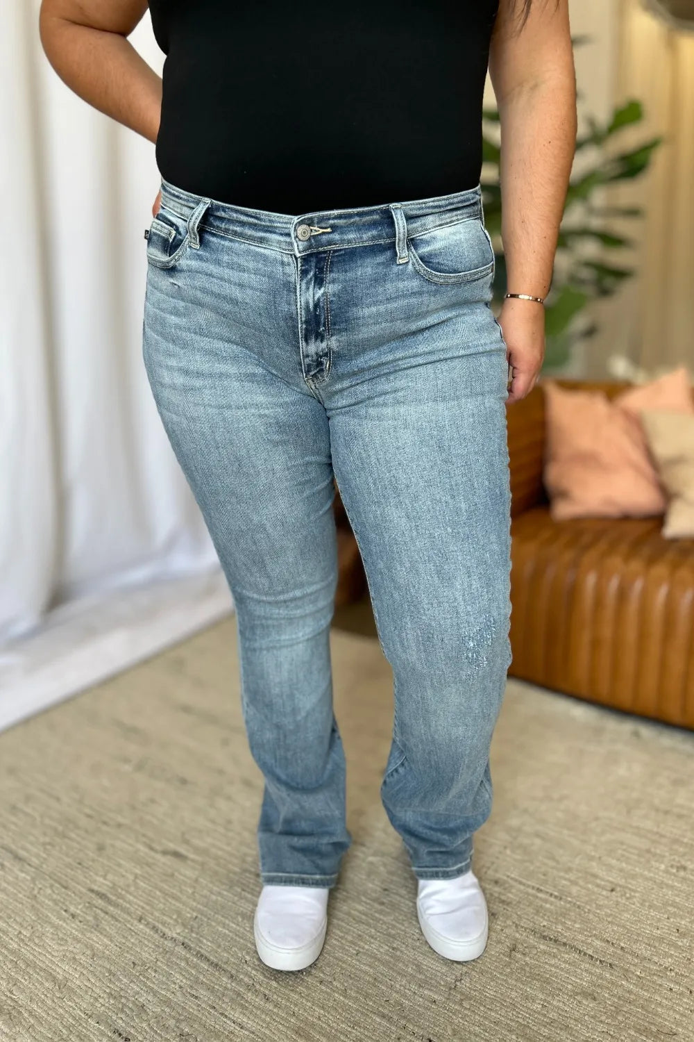 Judy Blue Full Size Medium Rise Bootcut Jeans - kinko