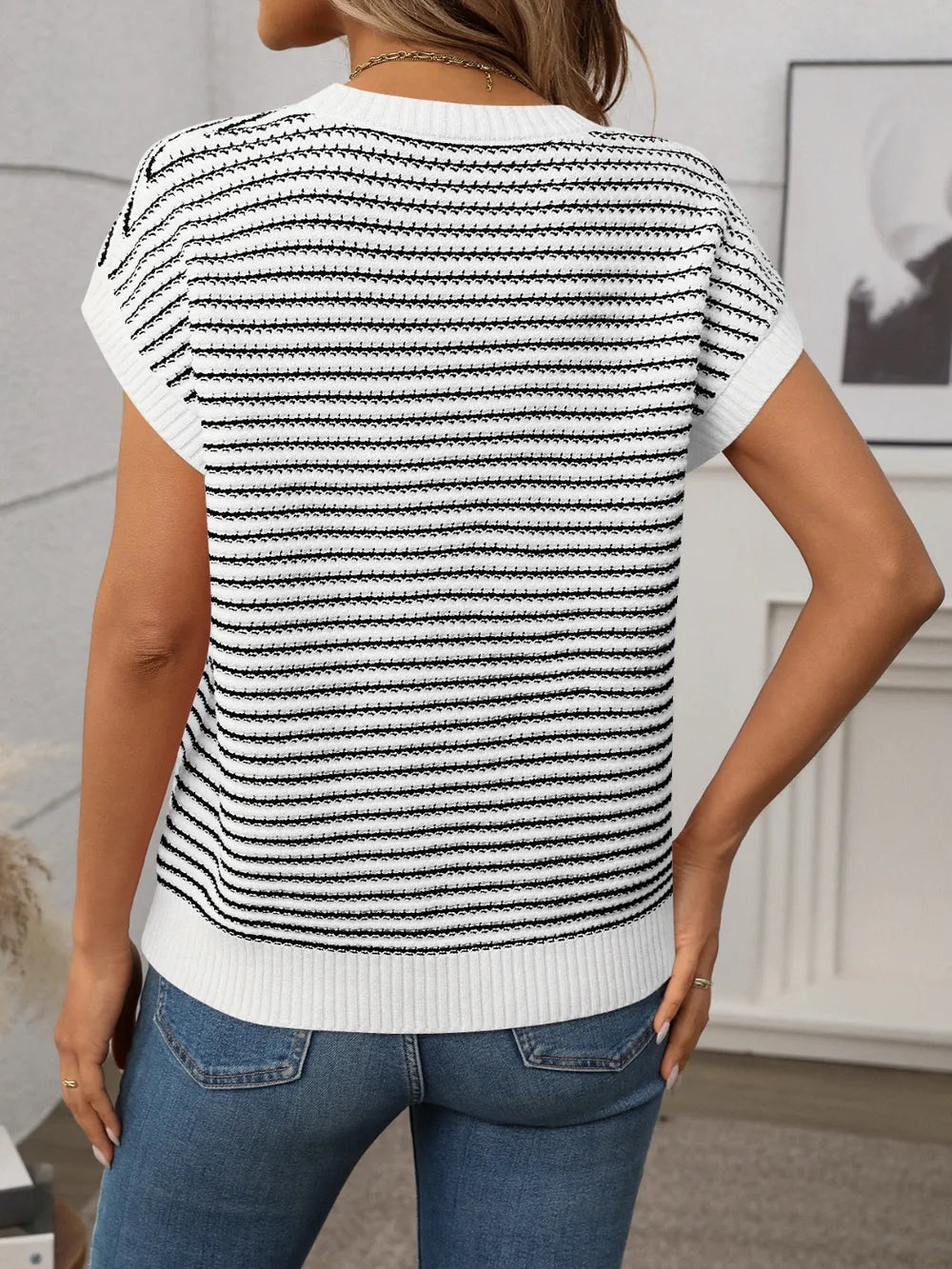 Striped Round Neck Short Sleeve Knit Top - kinko