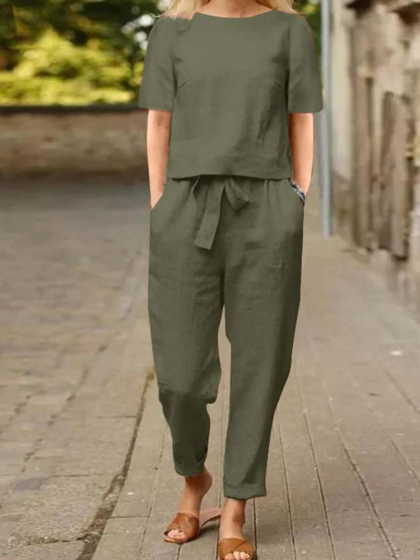 Full Size Round Neck Short Sleeve Top and Pants Set Plus Size - kinko