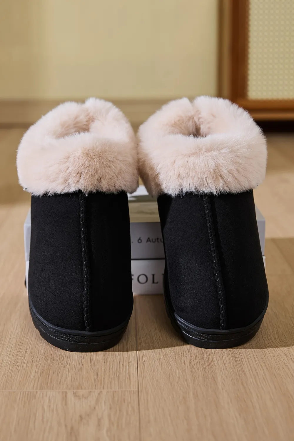 Faux Fur Round Toe Platform Slippers - kinko