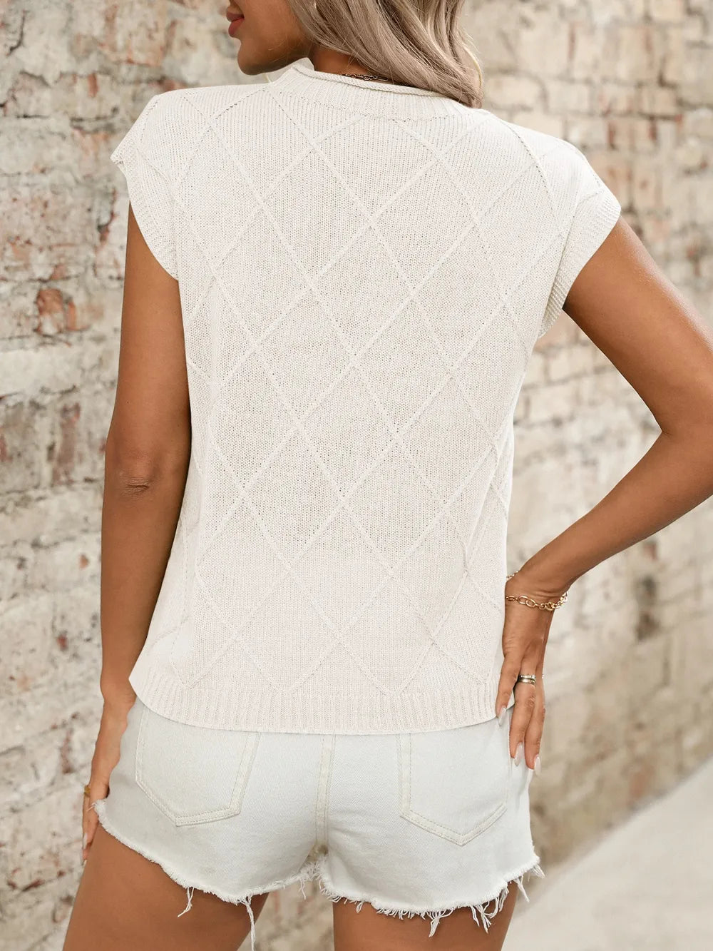 Round Neck Cap Sleeve Knit Top - kinko